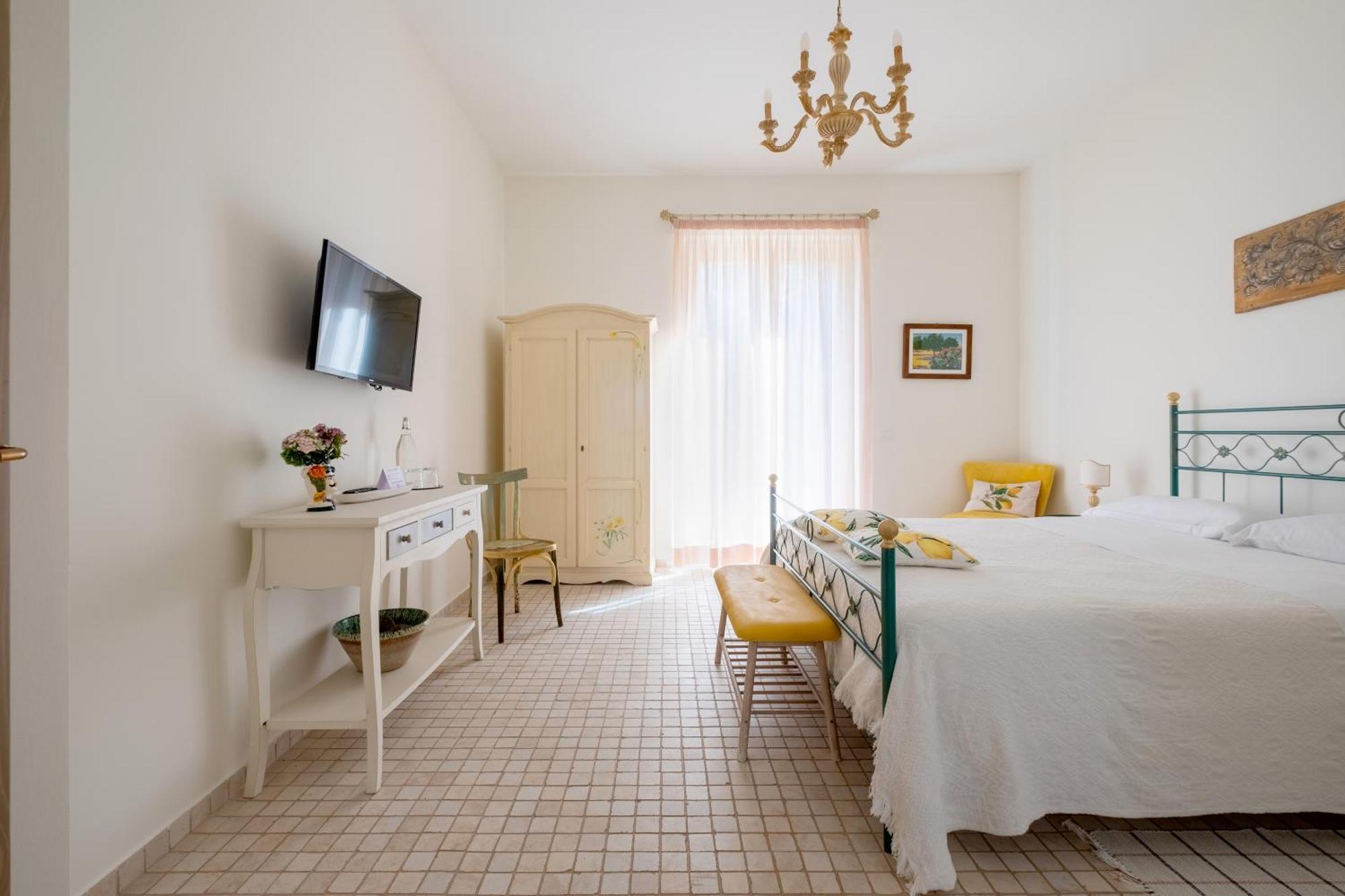 Santa Margherita Farm stay *